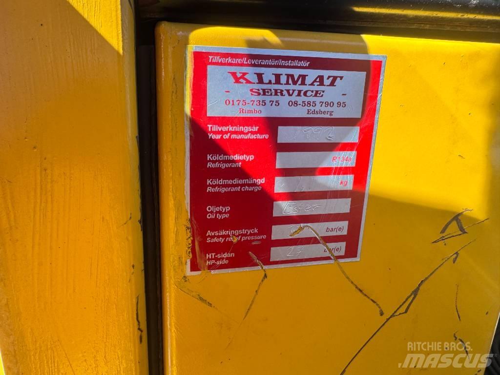 Volvo BM L 70 لوادر بعجل