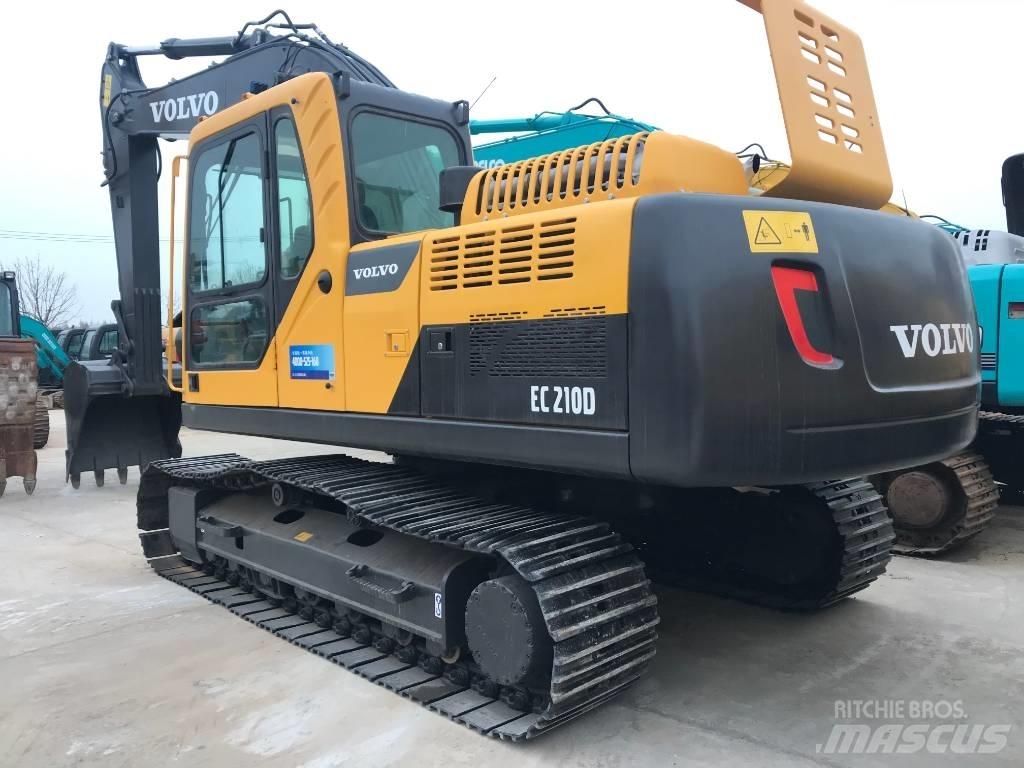 Volvo EC 210 C LD حفارات زحافة