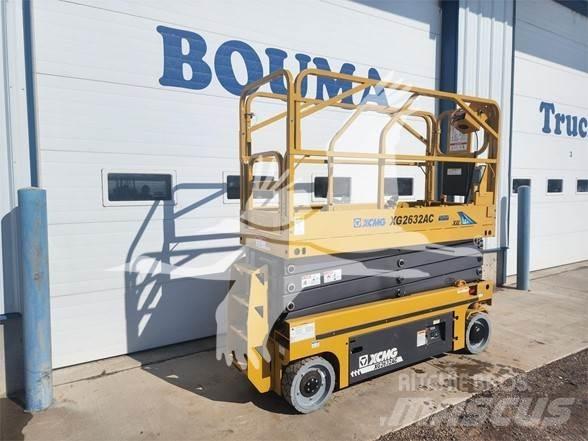 XCMG XG2632AC رافعات مقصية الشكل