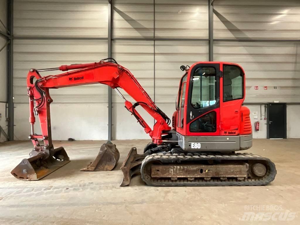 Bobcat E 80 حفارات وسط 7 طن - 12 طن