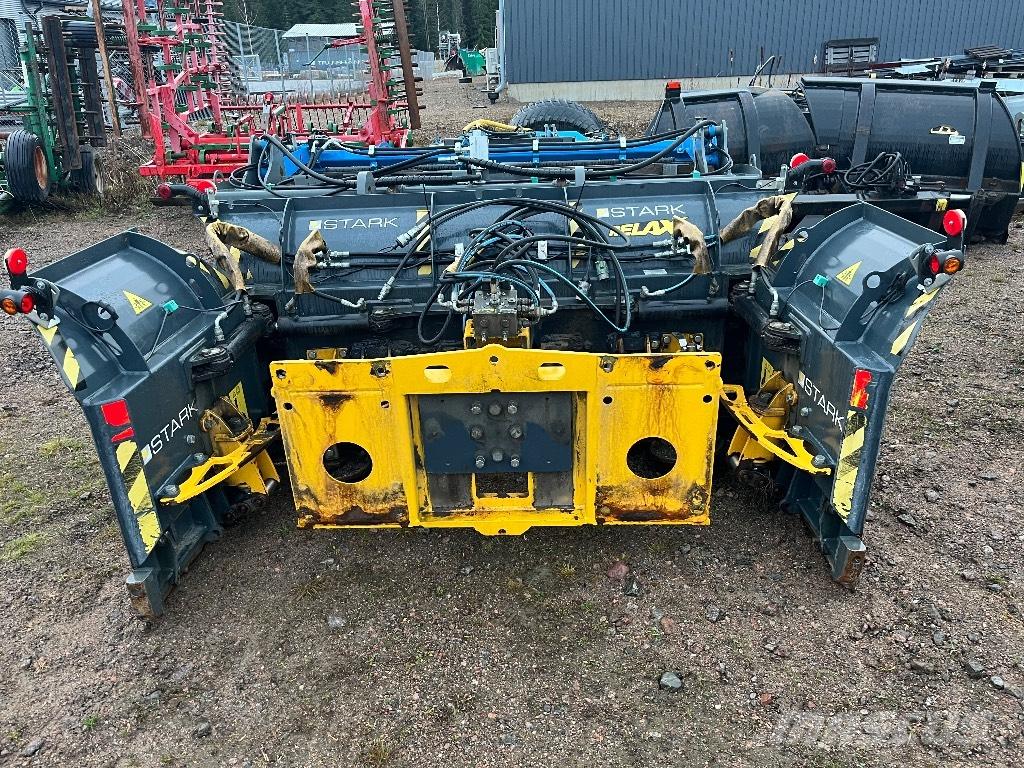 Stark Uar 3750/1800 حراثات ونصول الجليد