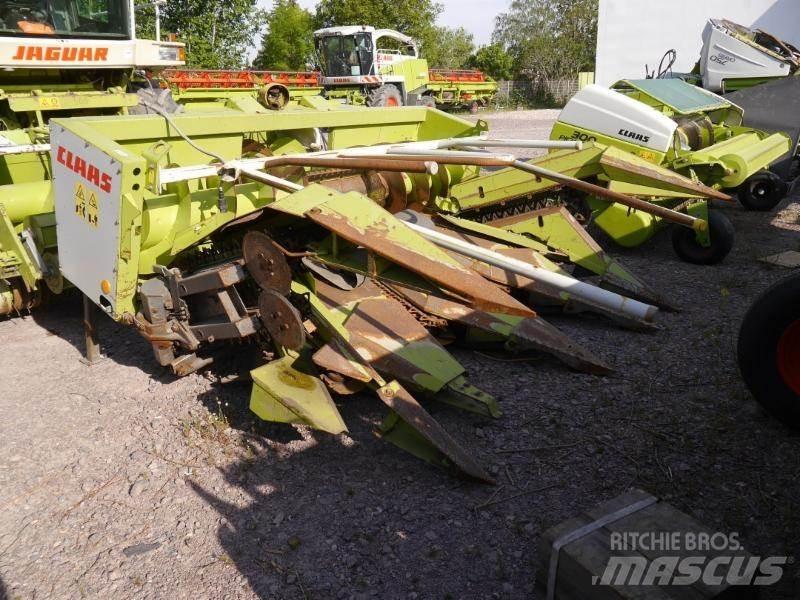 CLAAS JAGUAR 840 علافات ذاتية الدفع