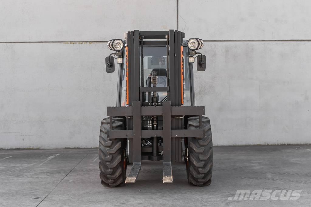 Ausa C 251 H x4 شاحنات الديزل