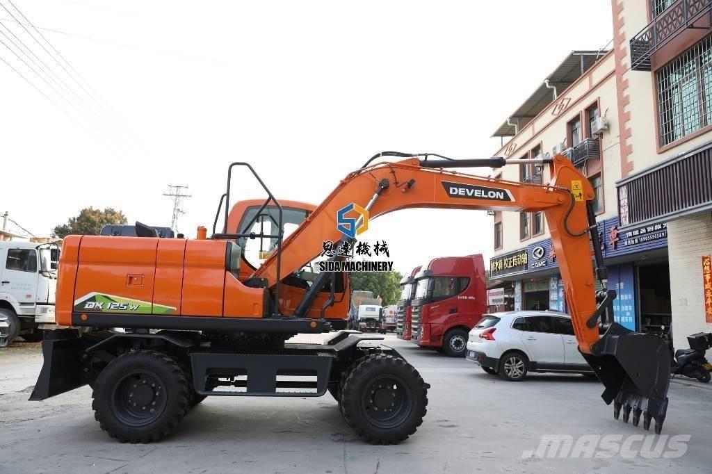 Develon DX125W حفارات بعجل