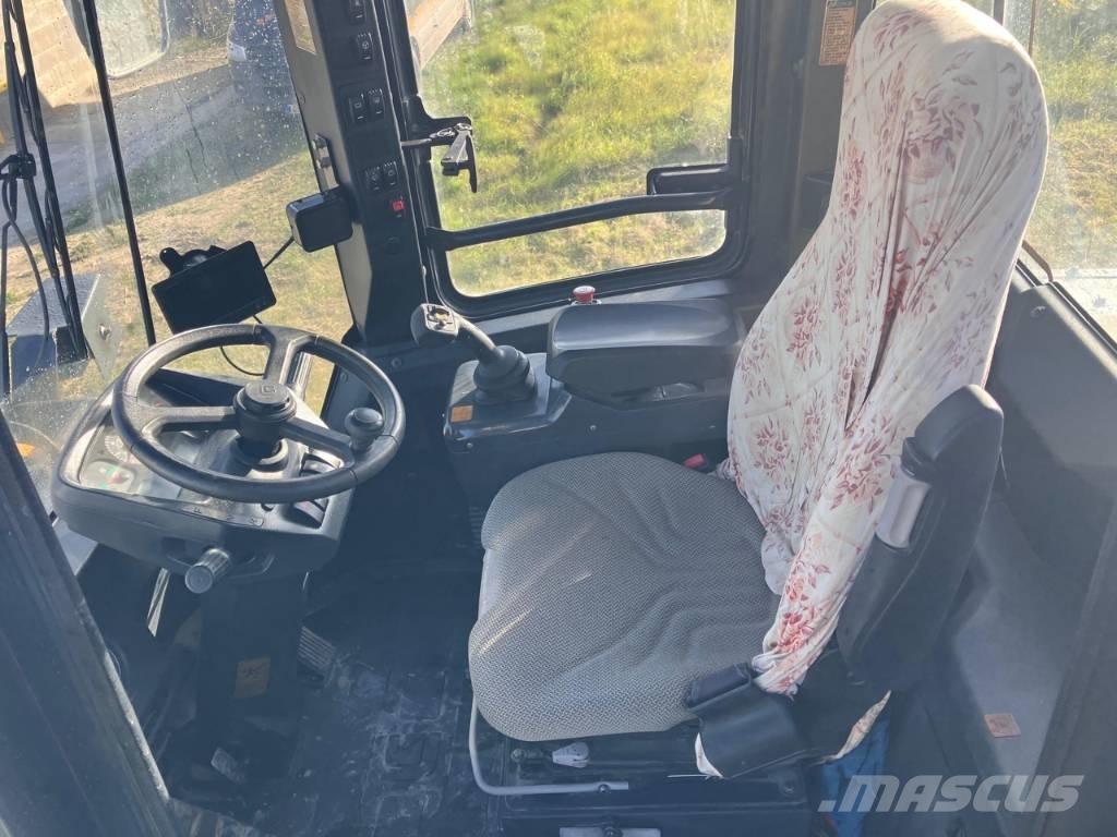 LiuGong 835 H لوادر بعجل