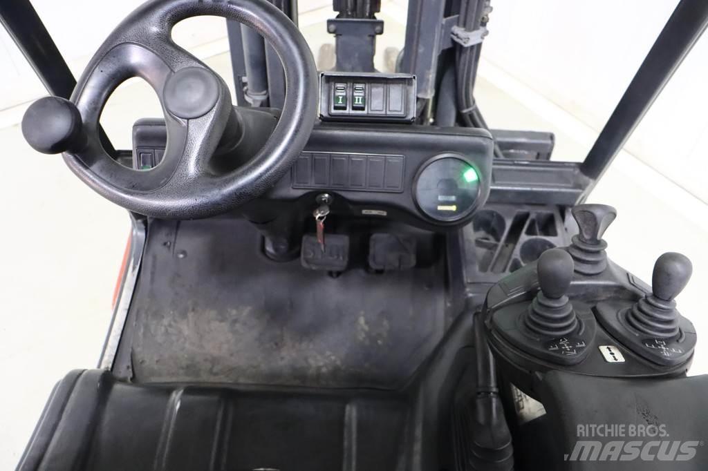 Linde E30-02 شاحنات ذات رافعات شوكية تعمل بالكهرباء