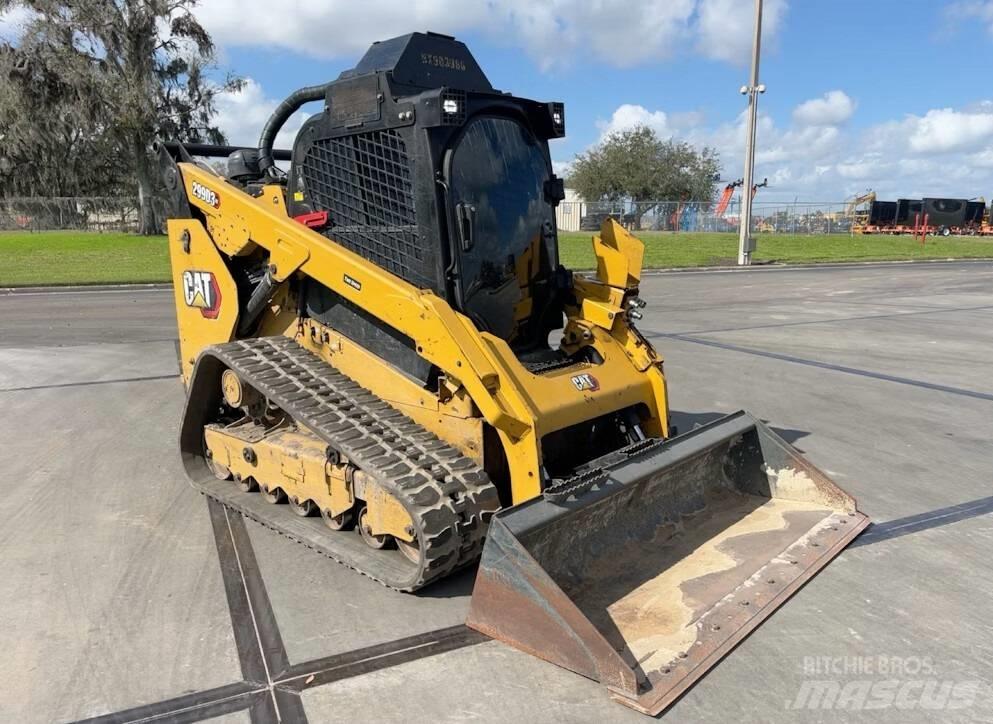 CAT 299D3XE لوادر انزلاقية التوجيه