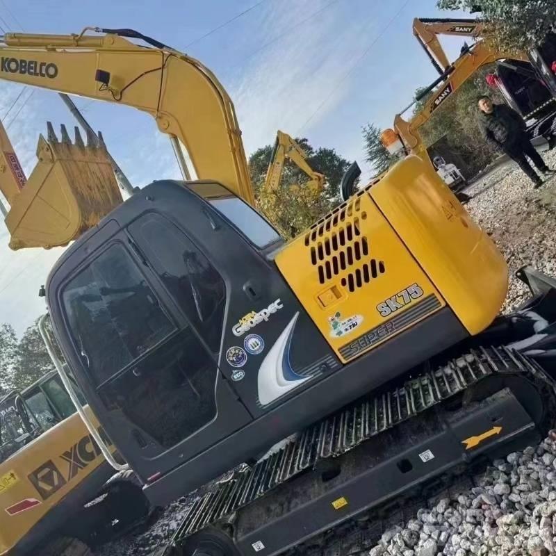 Kobelco SK 75 حفارات زحافة