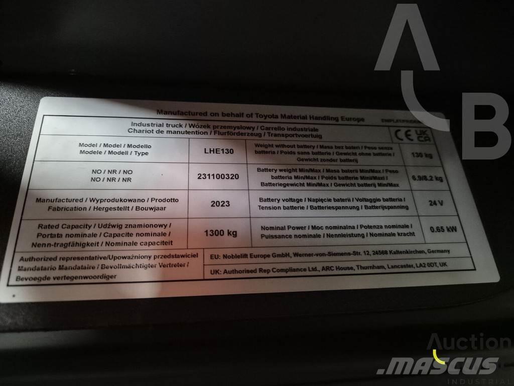 Toyota LHE130 معدات الرفع متوسط المستوى