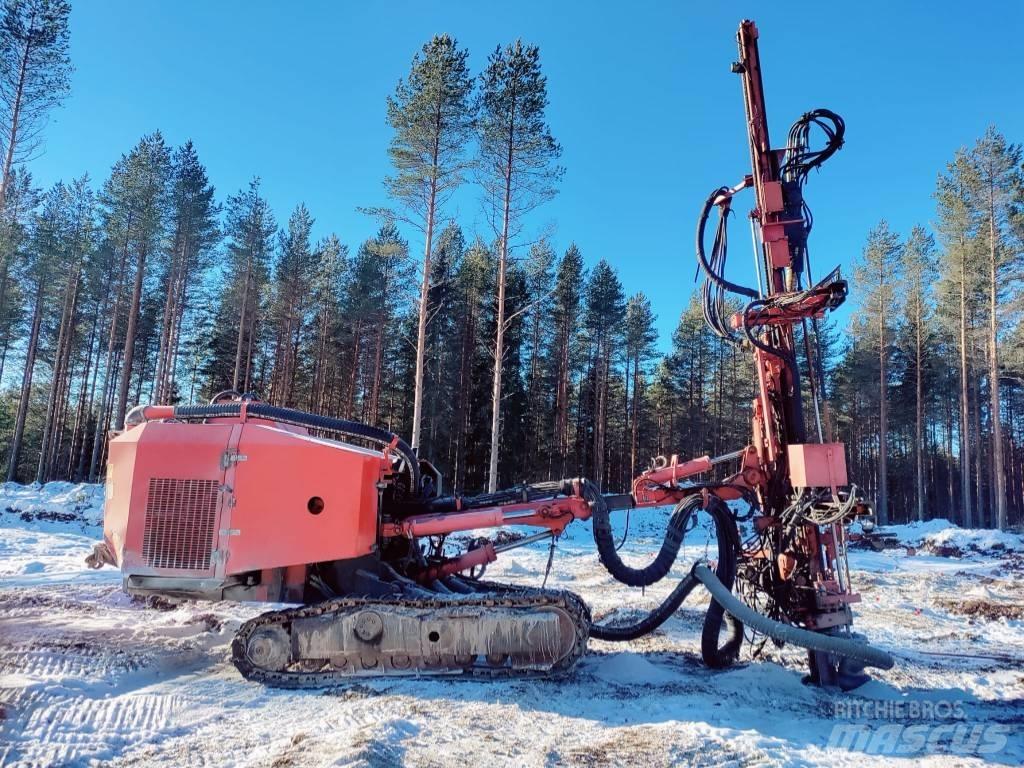 Sandvik DC 560 معدات الثقب السطحي