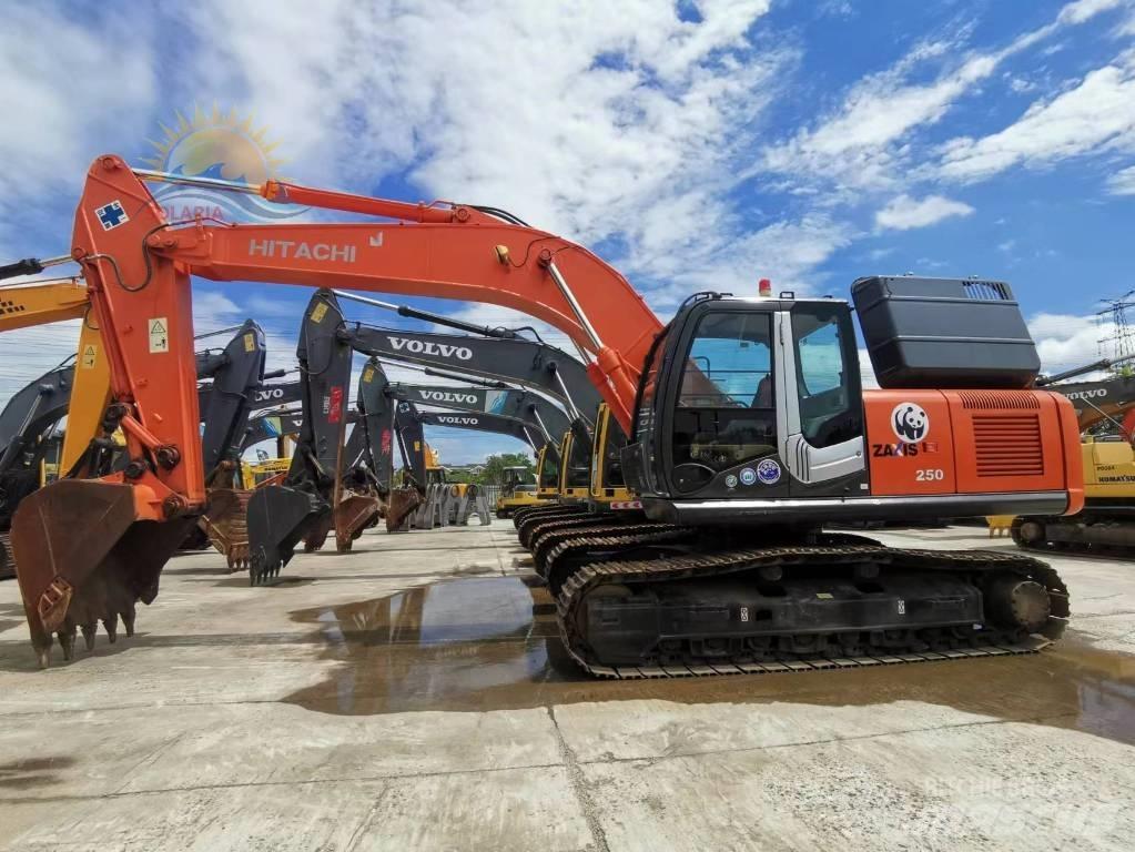 Hitachi ZX 250H-3 حفارات زحافة