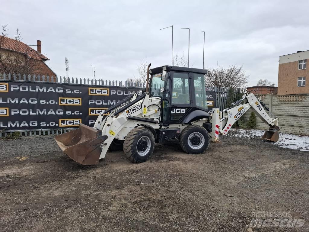 JCB 2 CX لوادر ذات جرافات عكسية