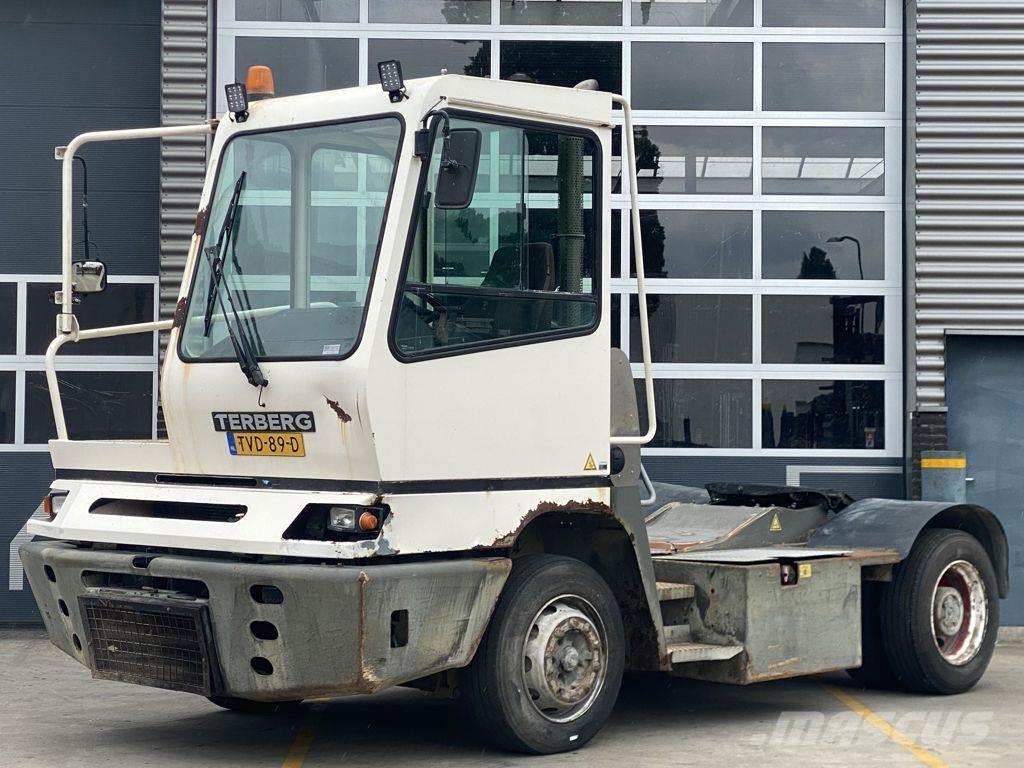 Terberg YT222 وحدات الجر