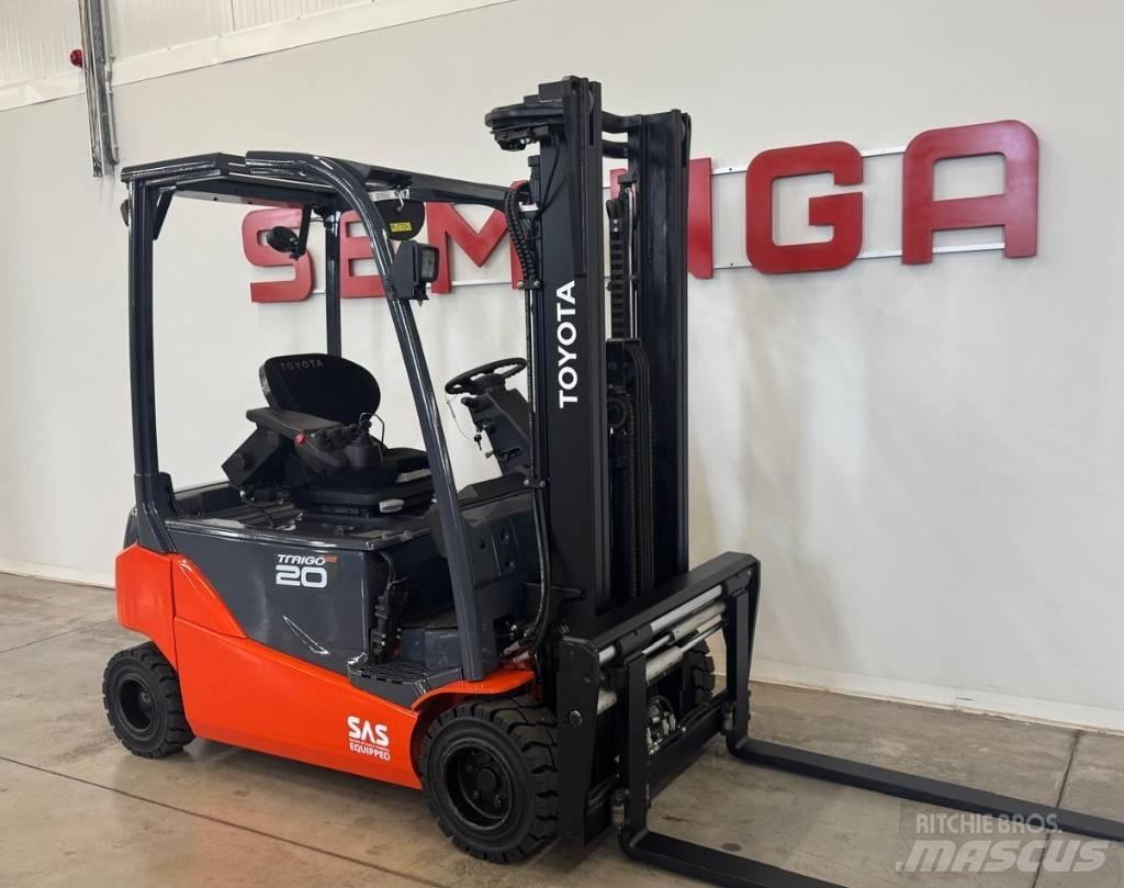 Toyota 10898 8FBM20T شاحنات ذات رافعات شوكية تعمل بالكهرباء