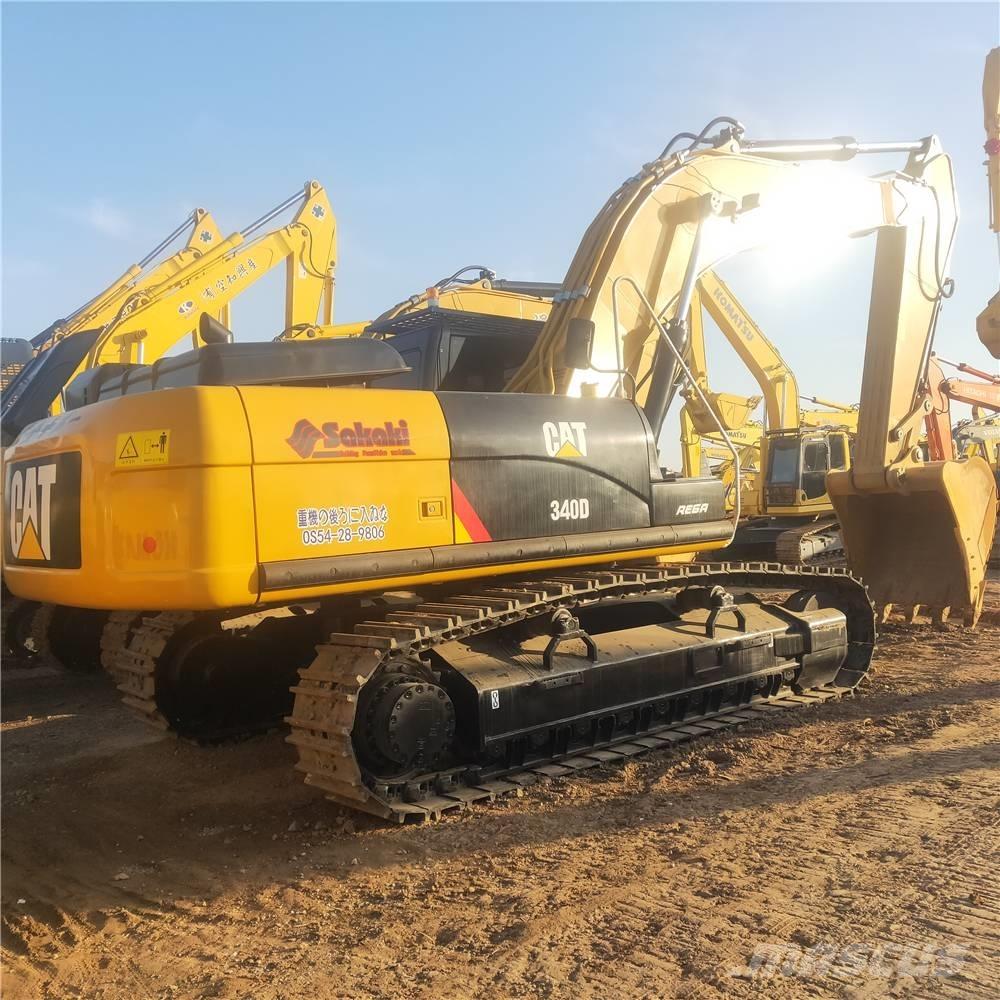 CAT 340D2 حفارات زحافة