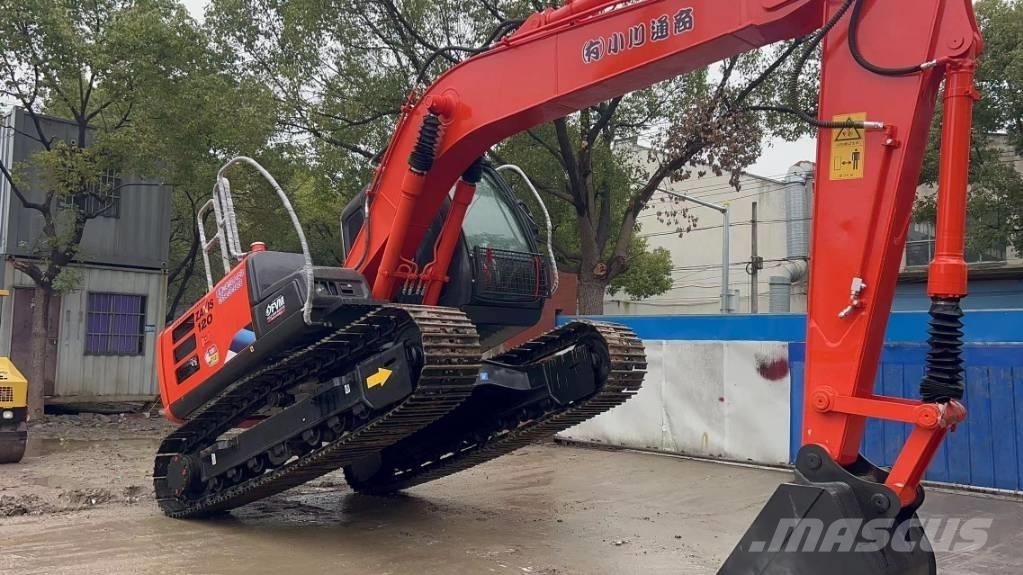 Hitachi ZX 120-3 حفارات وسط 7 طن - 12 طن
