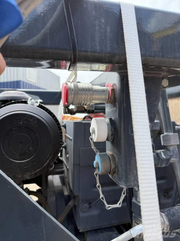 Scheuerle PowerPack نصف مقطورة مسطحة منخفضة