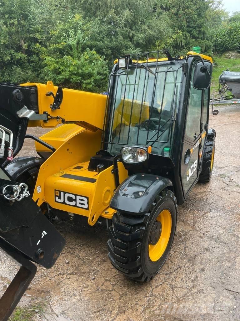 JCB 525-60 مناولات متداخلة
