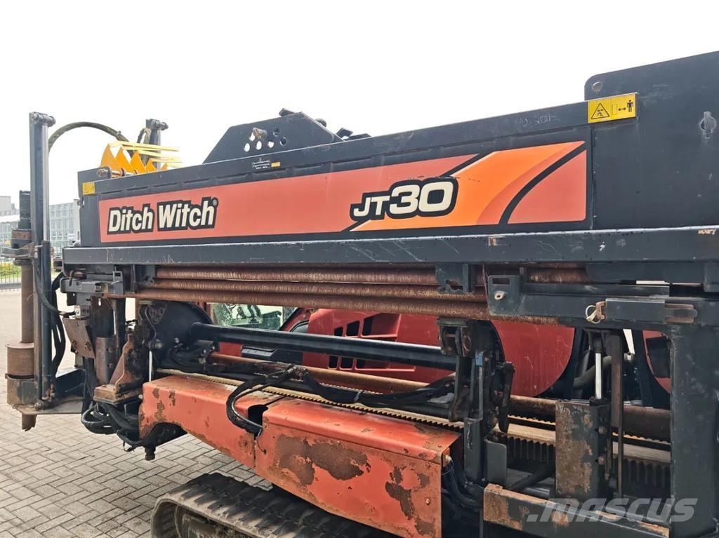 Ditch Witch JT30 معدات الثقب السطحي