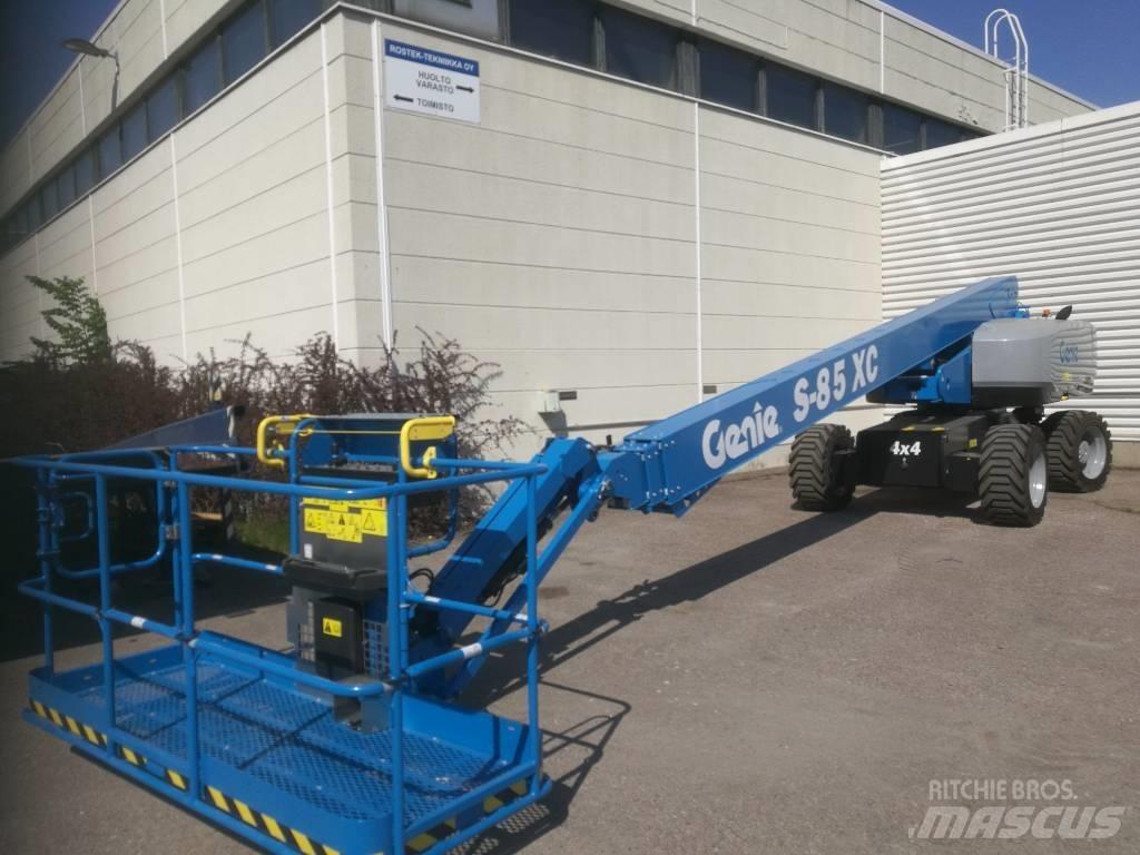 Genie S-85 XC رافعات سلة مفصلية