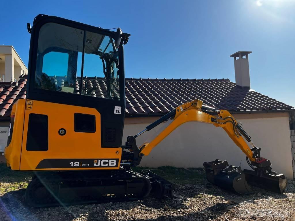 JCB 19 C-1 حفارات صغيرة أقل من 7 طن (حفارات صغيرة)