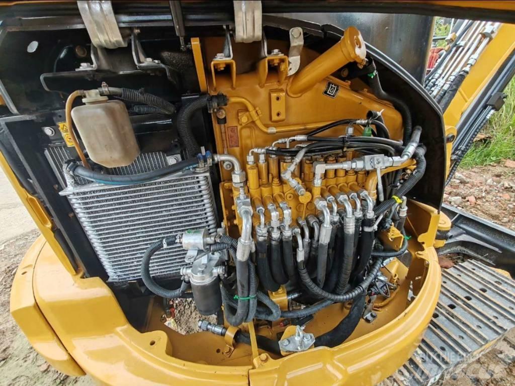 CAT 303.5 E حفارات صغيرة أقل من 7 طن (حفارات صغيرة)