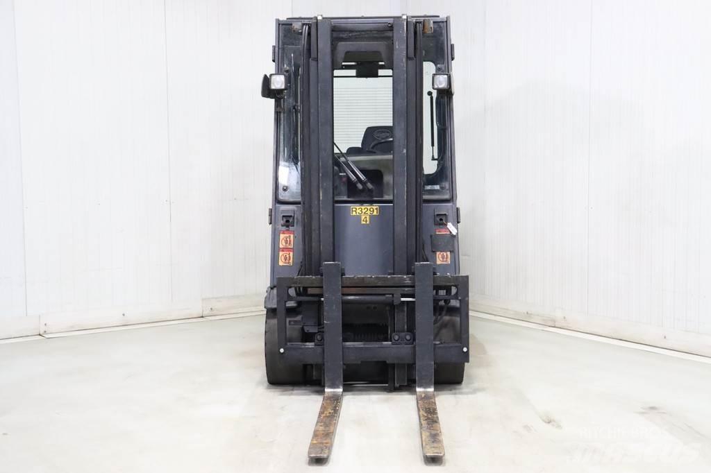 Still RX60-30 شاحنات ذات رافعات شوكية تعمل بالكهرباء