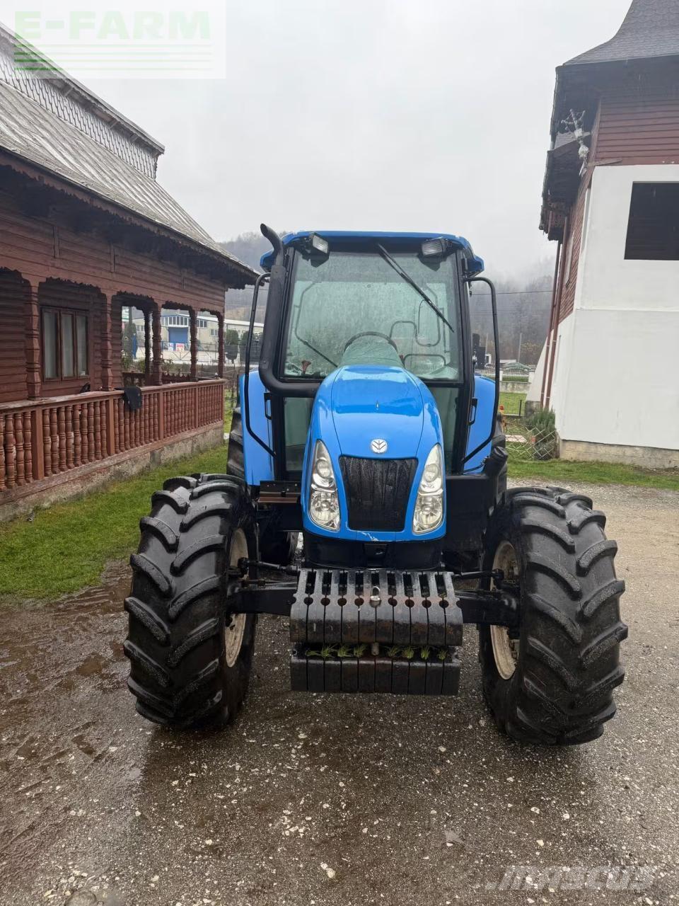 New Holland T5060 الجرارات