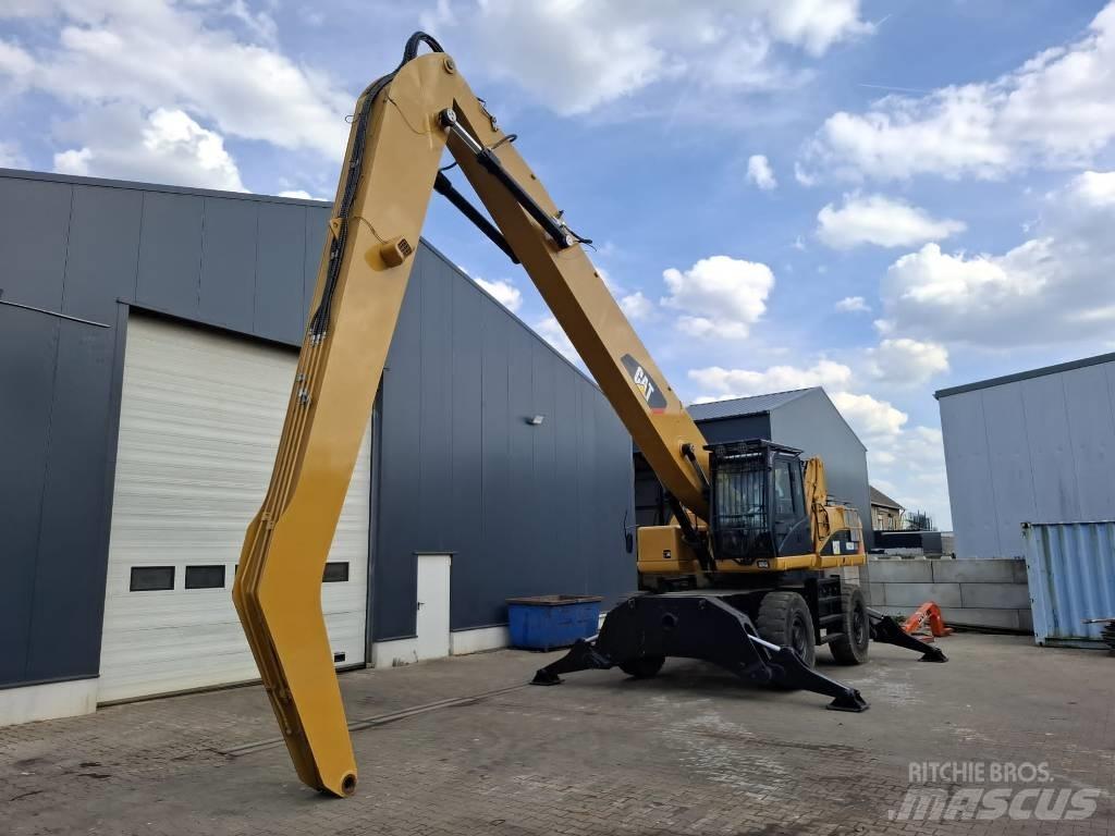 CAT M 325 D L MH مناولات المخلفات / مناولات صناعية