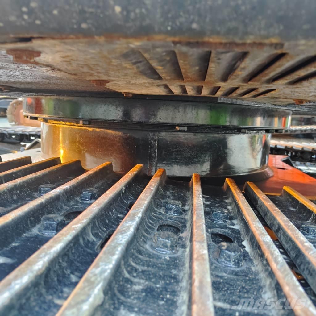 Hitachi ZX 120 حفارات زحافة