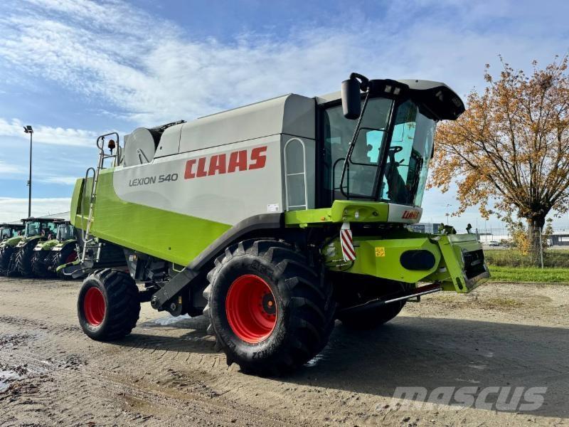 CLAAS LEXION 540 حصادات