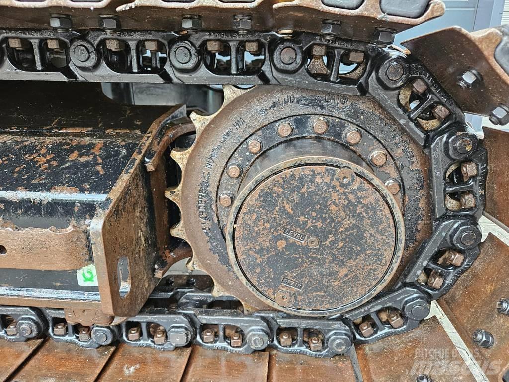 CAT 308 CR حفارات وسط 7 طن - 12 طن