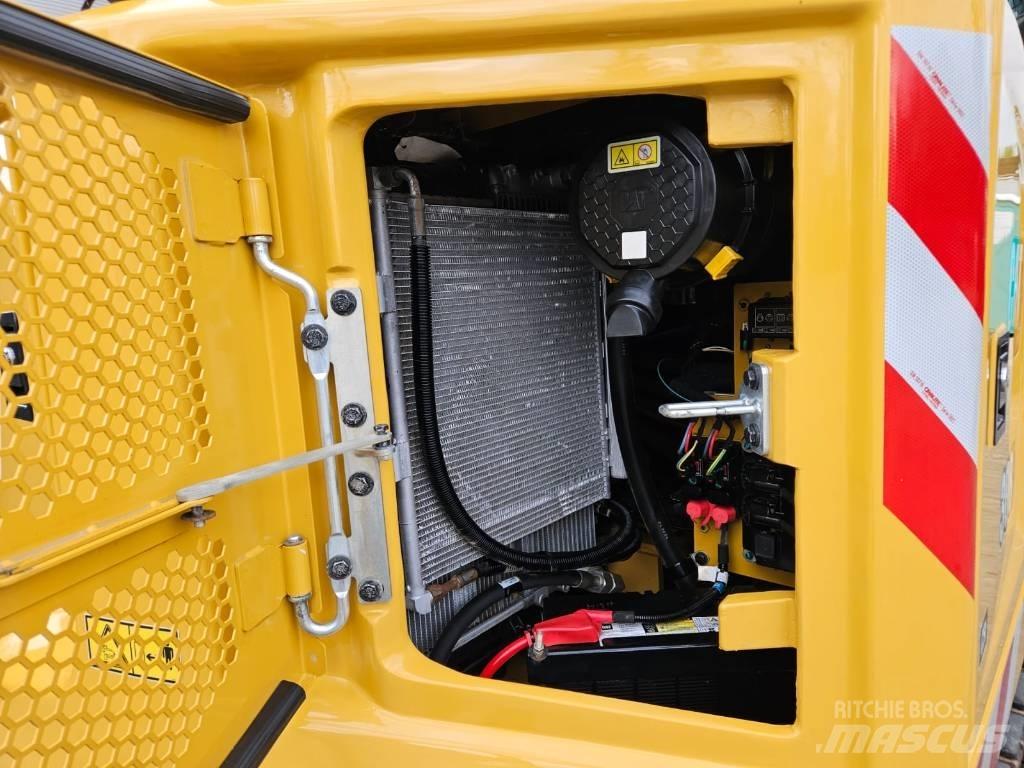 CAT 308 CR حفارات وسط 7 طن - 12 طن