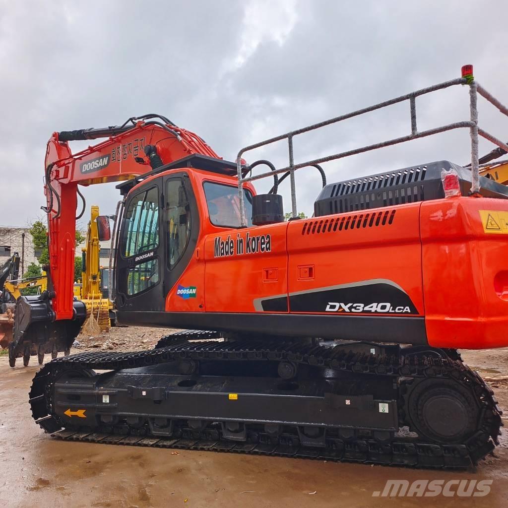 Doosan DX 340 LC حفارات زحافة