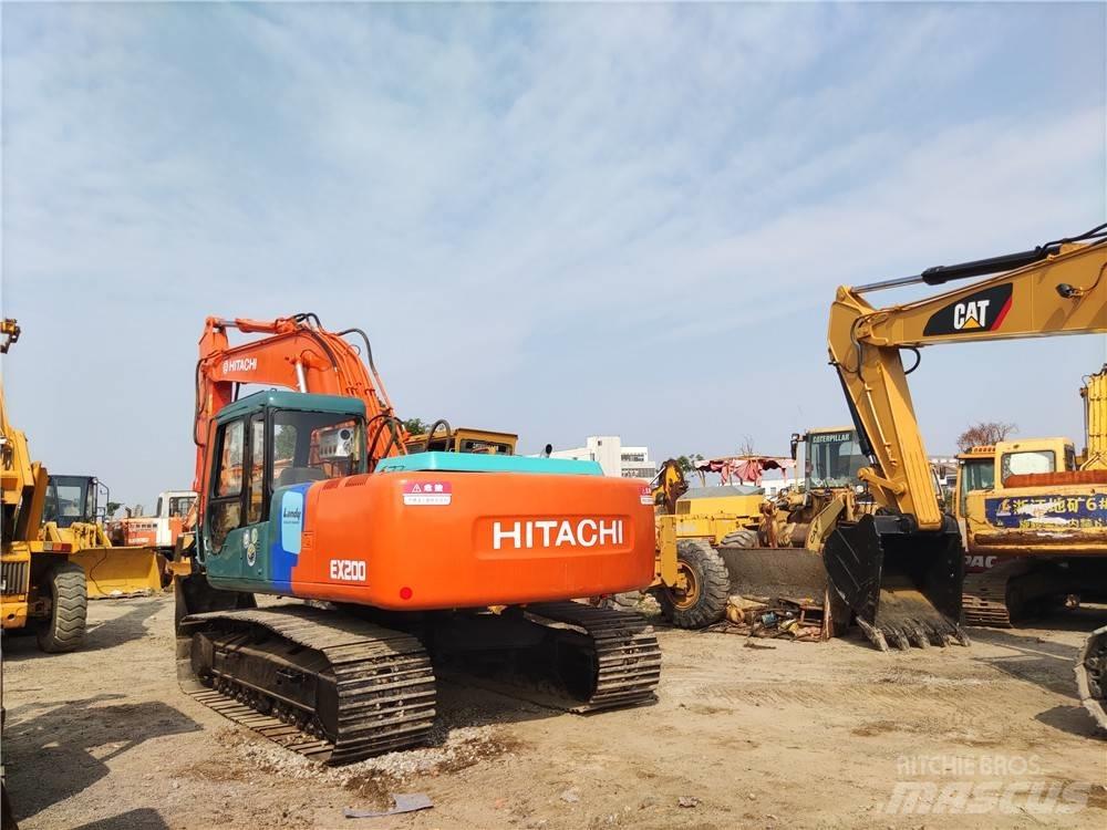 Hitachi EX 200 حفارات زحافة