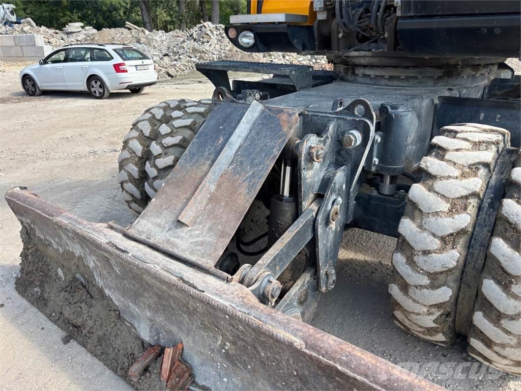 JCB JS 175 W 4X4 أخرى