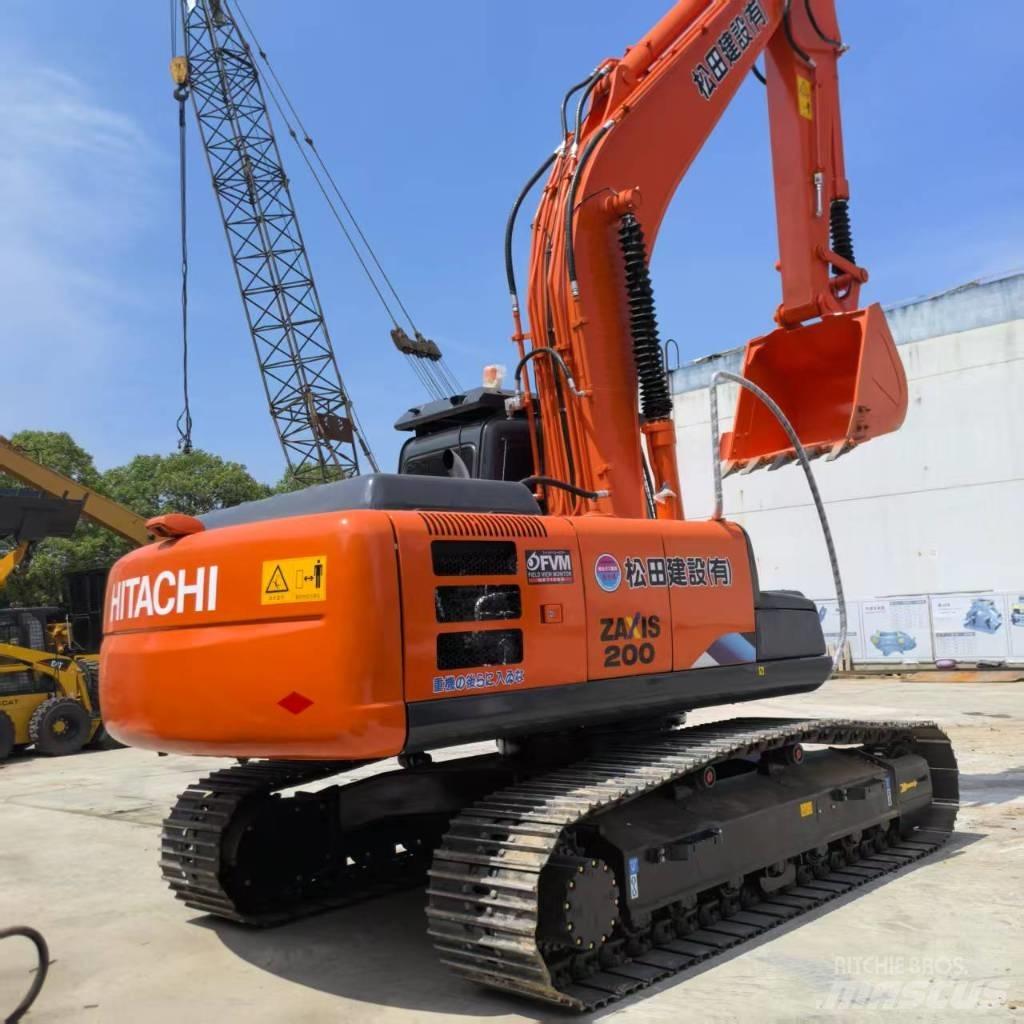 Hitachi ZX 200-3 G حفارات زحافة