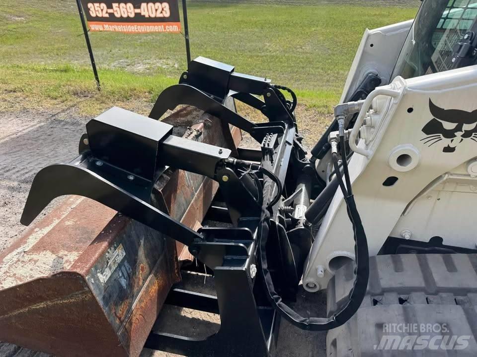Bobcat T 750 لوادر انزلاقية التوجيه