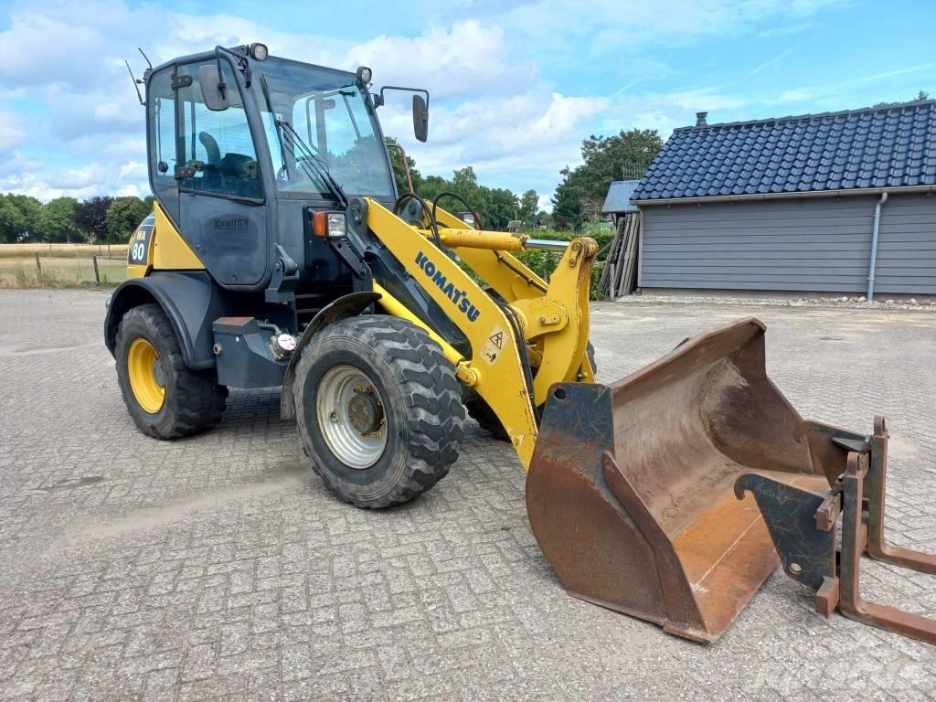 Komatsu WA 80-6 لوادر بعجل