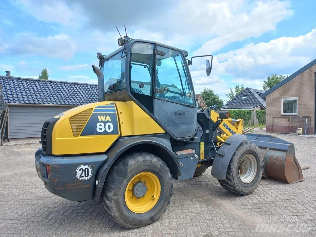 Komatsu WA 80-6 لوادر بعجل