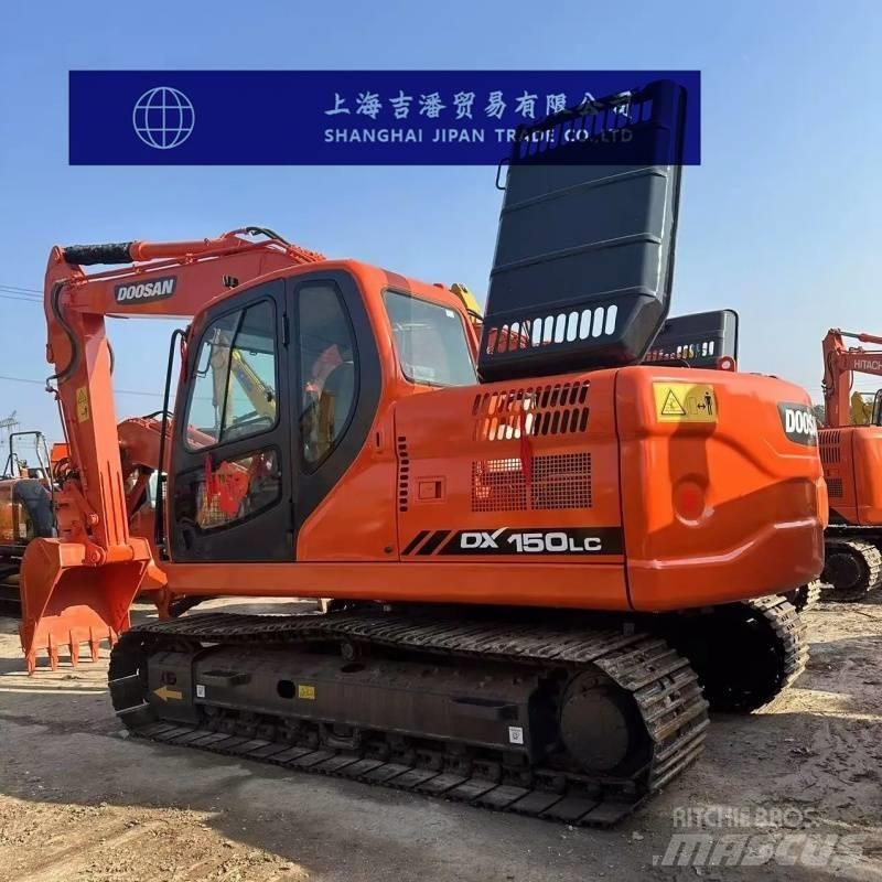 Doosan DX 150 حفارات وسط 7 طن - 12 طن