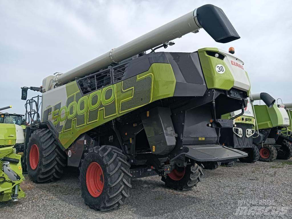 CLAAS TRION 750 حصادات
