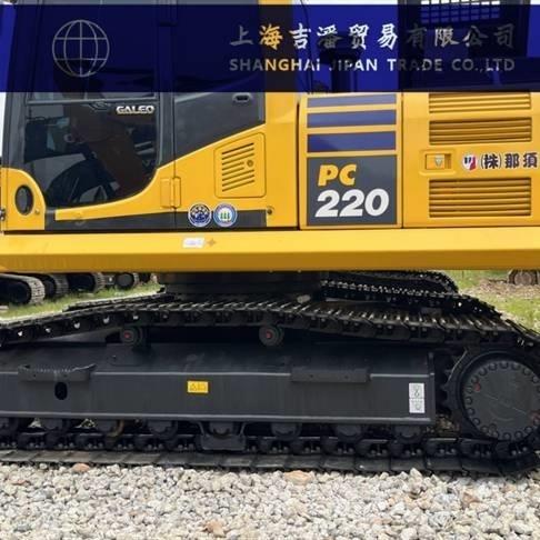 Komatsu PC 220 حفارات زحافة
