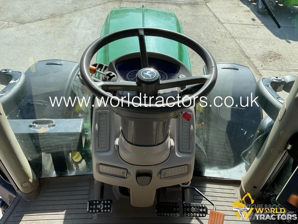 John Deere 6155 R الجرارات