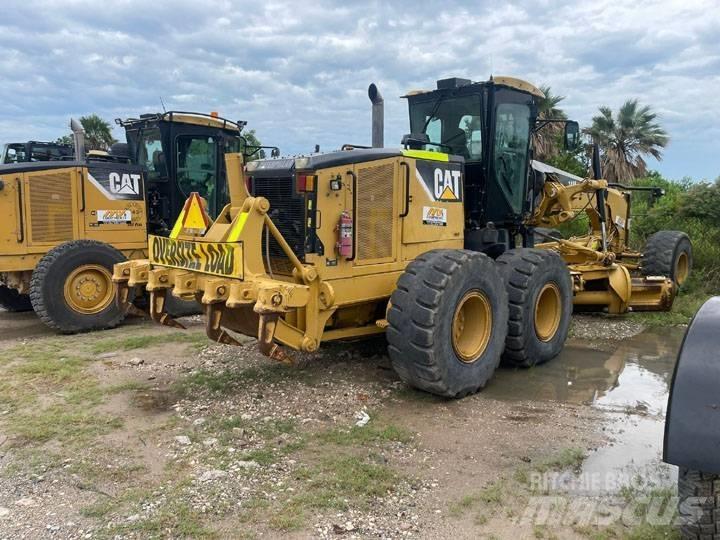 CAT 14 M معدات تمهيد الطرق