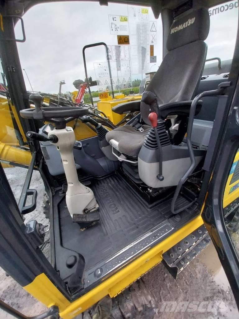 Komatsu PW 148-8 حفارات بعجل