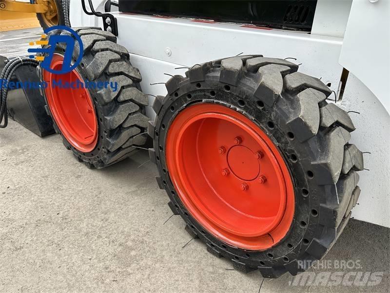 Bobcat S 16 لوادر انزلاقية التوجيه