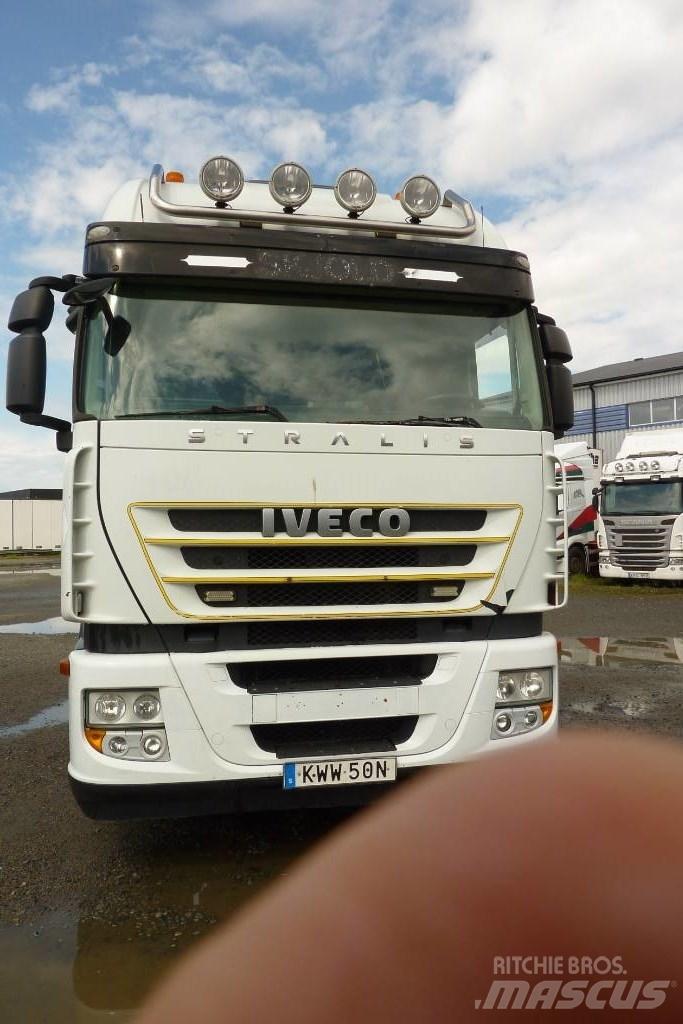 Iveco AS 440 6X2 وحدات الجر