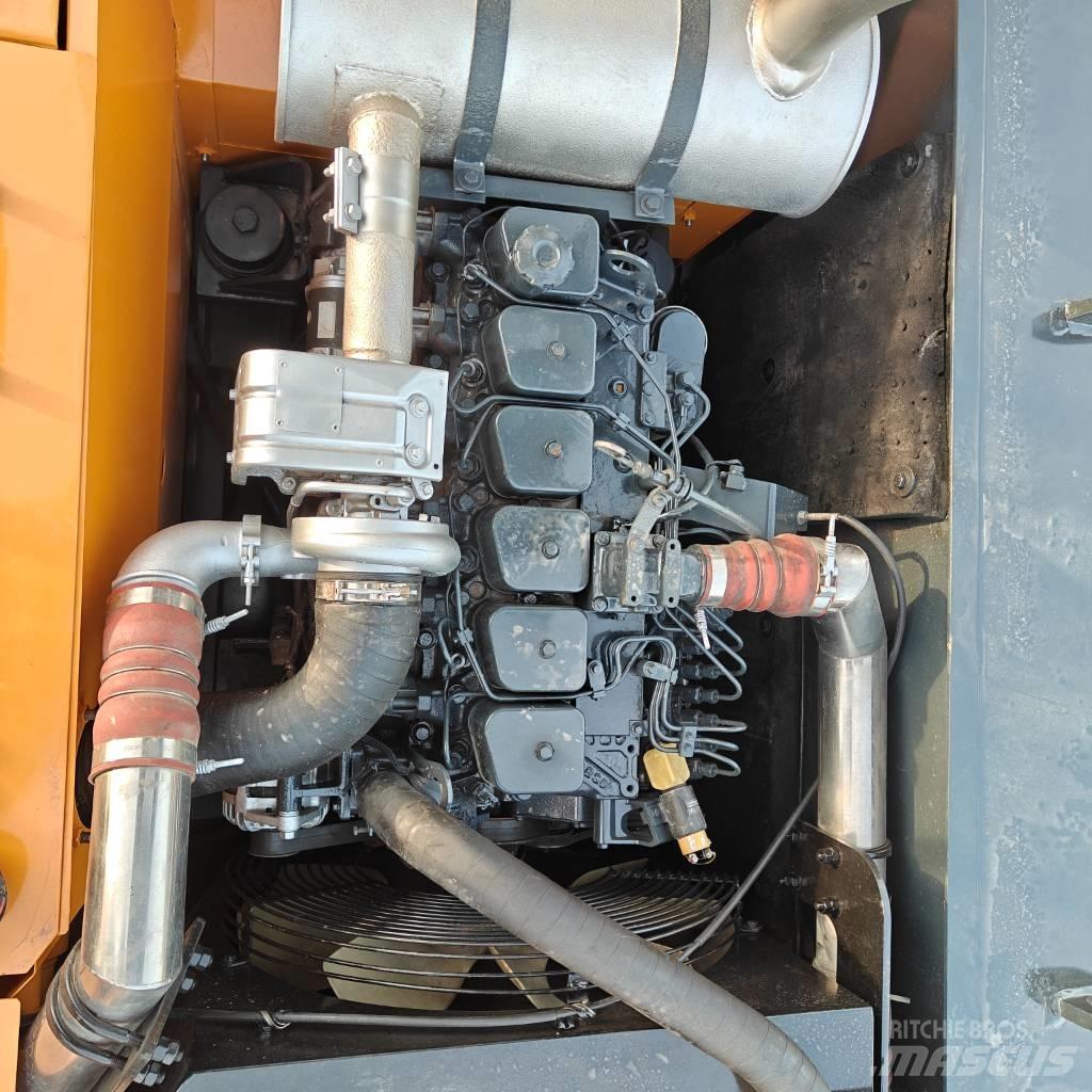 Hyundai 220VS حفارات زحافة