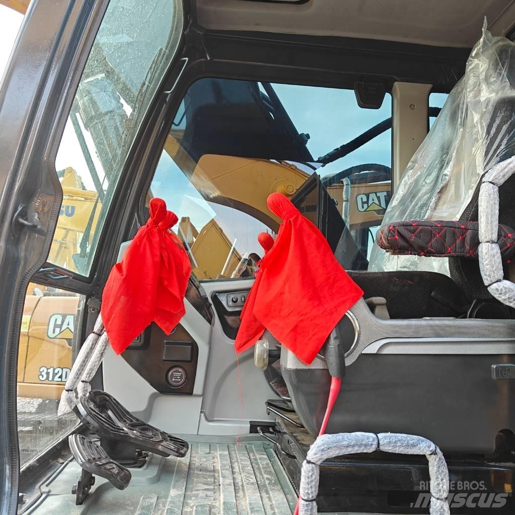 Hyundai 220VS حفارات زحافة